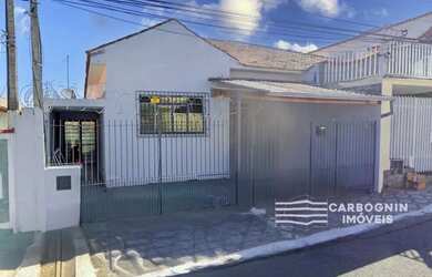 Imagem: A casa possui 3 Dormitórios, 3 Banheiros, 2 Vagas na garagem