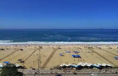 Imagem: O apartamento possui 3 Dormitórios, 2 Banheiros e 100m² de