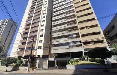 Imagem: O apartamento possui 4 Dormitórios, 5 Banheiros, 2 Vagas na