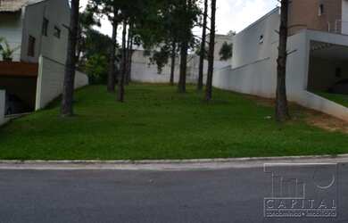 Imagem: O terreno possui 600m² de Área e está localizado em Tamboré