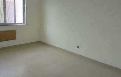 Imagem 7: Freguesia apartamento Vazio , salão 2 quartos com dependência de empregada...