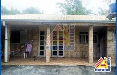 Imagem: A casa possui 2 Dormitórios, 1 Banheiro, 3 Vagas na garagem