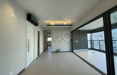 Imagem 3: Apartamento em Pinheiros com 2 dormitórios e 2 vagas