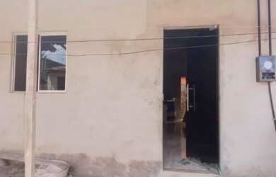 Imagem: A casa possui 2 Dormitórios, 1 Banheiro e está localizado