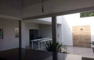 Imagem: Casa Plana no Village Santa Helena, 3 quartos (1 suite