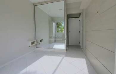 Imagem 8: FLORIANóPOLIS - Apartamento Padrão - Itacorubi