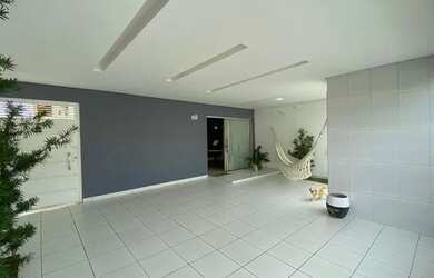 Imagem: A casa em condomínio possui 2 Dormitórios, 2 Banheiros, 2