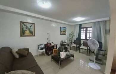 Imagem: Casa para venda tem 98 metros quadrados com 3 quartos em Moinho