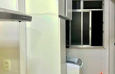 Imagem 5: Copacabana - Rua Gastão Baiana - Ótima localização - 02 quartos mobiliado