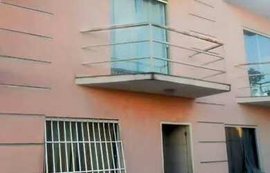 Imagem: A casa em condomínio possui 2 Dormitórios, 2 Banheiros, 1