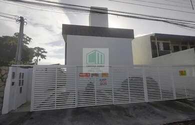 Imagem: A casa possui 3 Dormitórios, 1 Banheiro, 1 Vaga na garagem