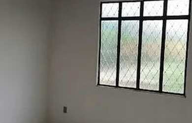 Imagem: A casa em condomínio possui 1 Dormitório, 2 Banheiros e está