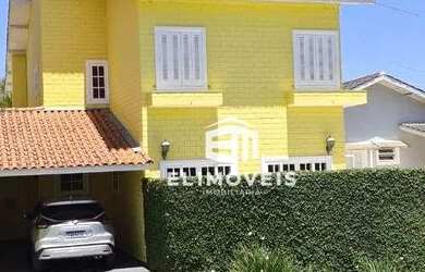 Imagem: A casa em condomínio para alugar possui 3 Dormitórios, 3 Banheiros