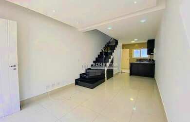 Imagem: A casa possui 2 Dormitórios, 3 Banheiros, 2 Vagas na garagem