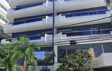 Imagem: O apartamento e possui 2 Dormitórios, Suítes, 2 Banheiros