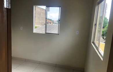 Imagem: A kitnet possui 2 Dormitórios, 1 Banheiro e está localizado