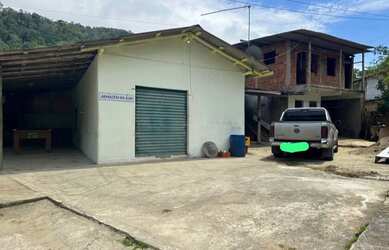 Imagem: Ponto comercial, casa e quintal