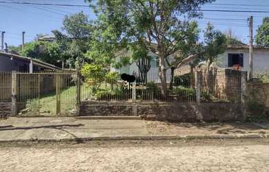 Imagem: O terreno possui 300m² de Área e está localizado em Fiuza