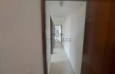 Imagem 14: Oportunidade - Casa Sobrado - Jardim Oriente - 3 Dormitórios - 186m²