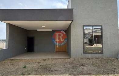 Imagem: A casa em condomínio possui 3 Dormitórios, 3 Banheiros, 4