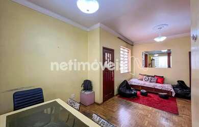 Imagem: O apartamento possui 3 Dormitórios, 1 Banheiro, 70m² de Área