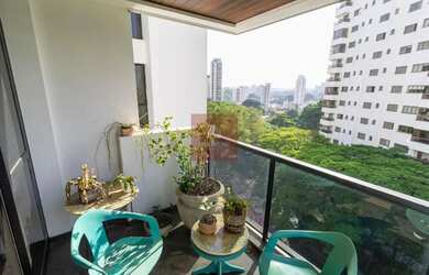 Imagem 5: Apartamento Campo Belo com 4 quartos, sendo 2 suítes, 255 m2