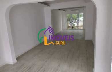 Imagem: O depósito possui 5 Vagas na garagem, 240m² de Área e está