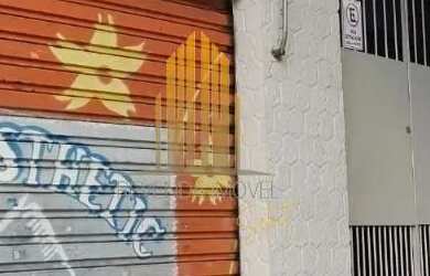 Imagem: O depósito possui 3 Vagas na garagem, 330m² de Área e está