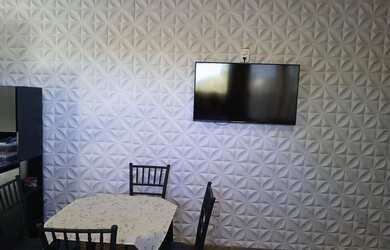 Imagem: A casa possui 1 Dormitório, Acomodam 7 pessoas e está localizado