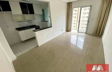 Imagem: O apartamento possui 2 Dormitórios, 2 Banheiros, 2 Vagas na