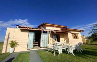 Imagem: Casa à venda, 4 quartos, 4 suítes, 3 vagas, Jurumirim - Paranapanema/SP