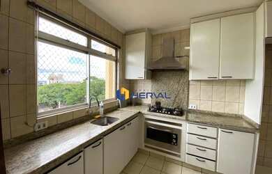 Imagem: O apartamento possui 3 Dormitórios, 2 Banheiros, 1 Vaga na