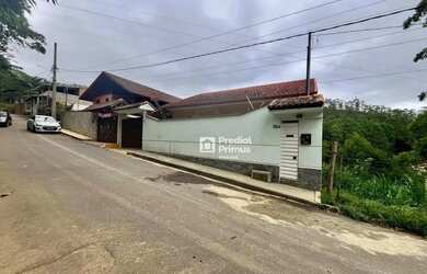 Imagem: A casa possui 2 Dormitórios, 1 Banheiro, 200m² de Área e