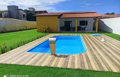 Imagem: A casa possui 4 Dormitórios, 5 Vagas na garagem e está localizado