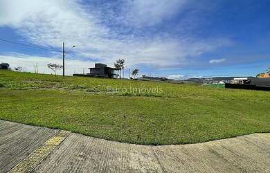 Imagem: O terreno possui 679m² de Área e está localizado em São