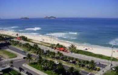 Imagem 2: COBERTURA DE CINEMA COM 1200M² NA PRAIA DA BARRA FRENTE MAR