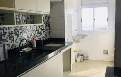 Imagem: O apartamento possui 2 Dormitórios, 1 Banheiro, 1 Vaga na garagem