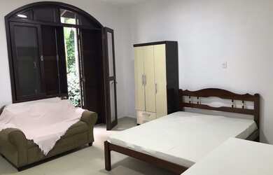 Imagem: O apartamento possui 1 Dormitório, 1 Banheiro, 1 Vaga na garagem