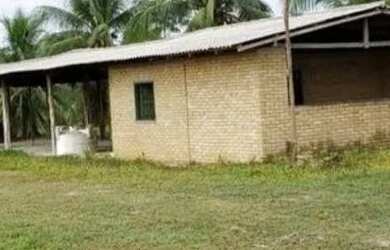 Imagem 3: Fazenda na pista Rodovia BR174, entre Km 60 e 63. 2.449ha com 3.900mts...