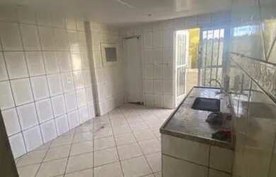 Imagem 2: Aluga-se. 1 Vaga na garageme2 Dormitórios