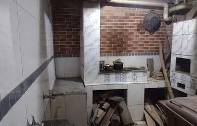 Imagem: A casa possui 1 Dormitório, 1 Banheiro, 60m² de Área e está