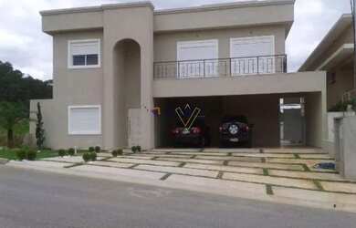 Imagem: A casa em condomínio possui 4 Dormitórios, 5 Banheiros, 5