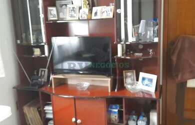 Imagem: A casa em condomínio possui 3 Dormitórios, 3 Banheiros, 4