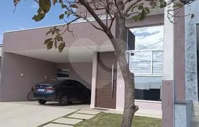 Imagem: A casa em condomínio possui 3 Dormitórios, 5 Banheiros, 2