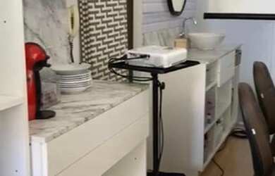 Imagem: O depósito possui 2 Vagas na garagem, 360m² de Área e está