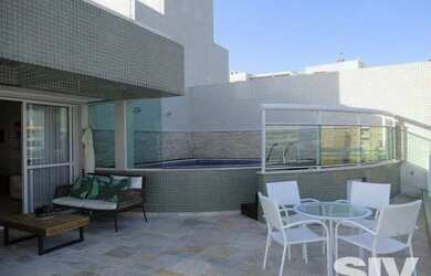 Imagem: O apartamento possui 4 Dormitórios, 1 Banheiro, 3 Vagas na