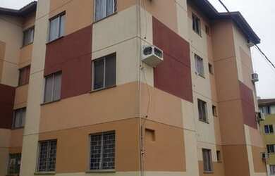 Imagem: O apartamento possui 2 Dormitórios, 1 Banheiro, 1 Vaga na garagem