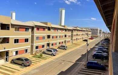 Imagem: O apartamento possui 2 Dormitórios, 1 Banheiro e 1 Vaga na