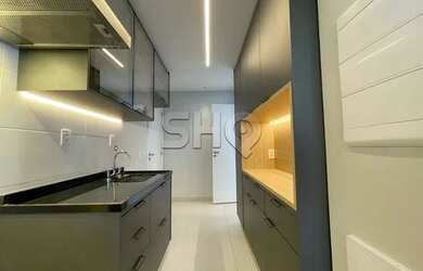 Imagem 11: Apartamento em Pinheiros com 2 dormitórios e 2 vagas