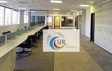 Imagem: O depósito possui 5 Vagas na garagem, 503m² de Área e está